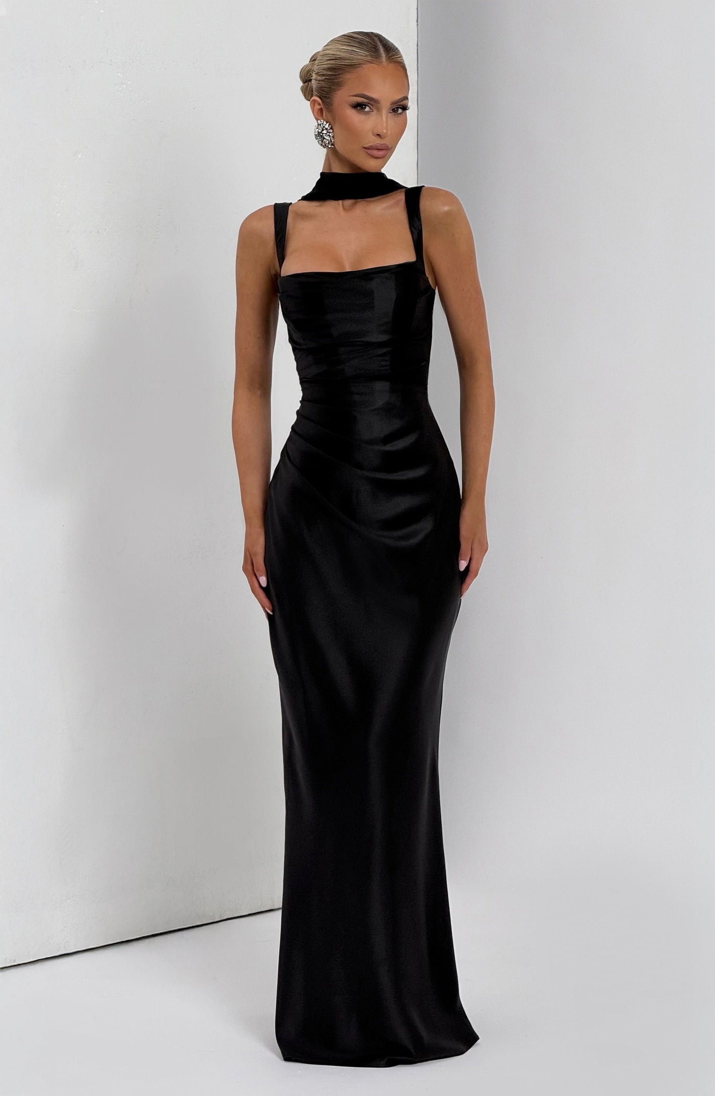 Calanthe Maxi Dress - Black 🖤
