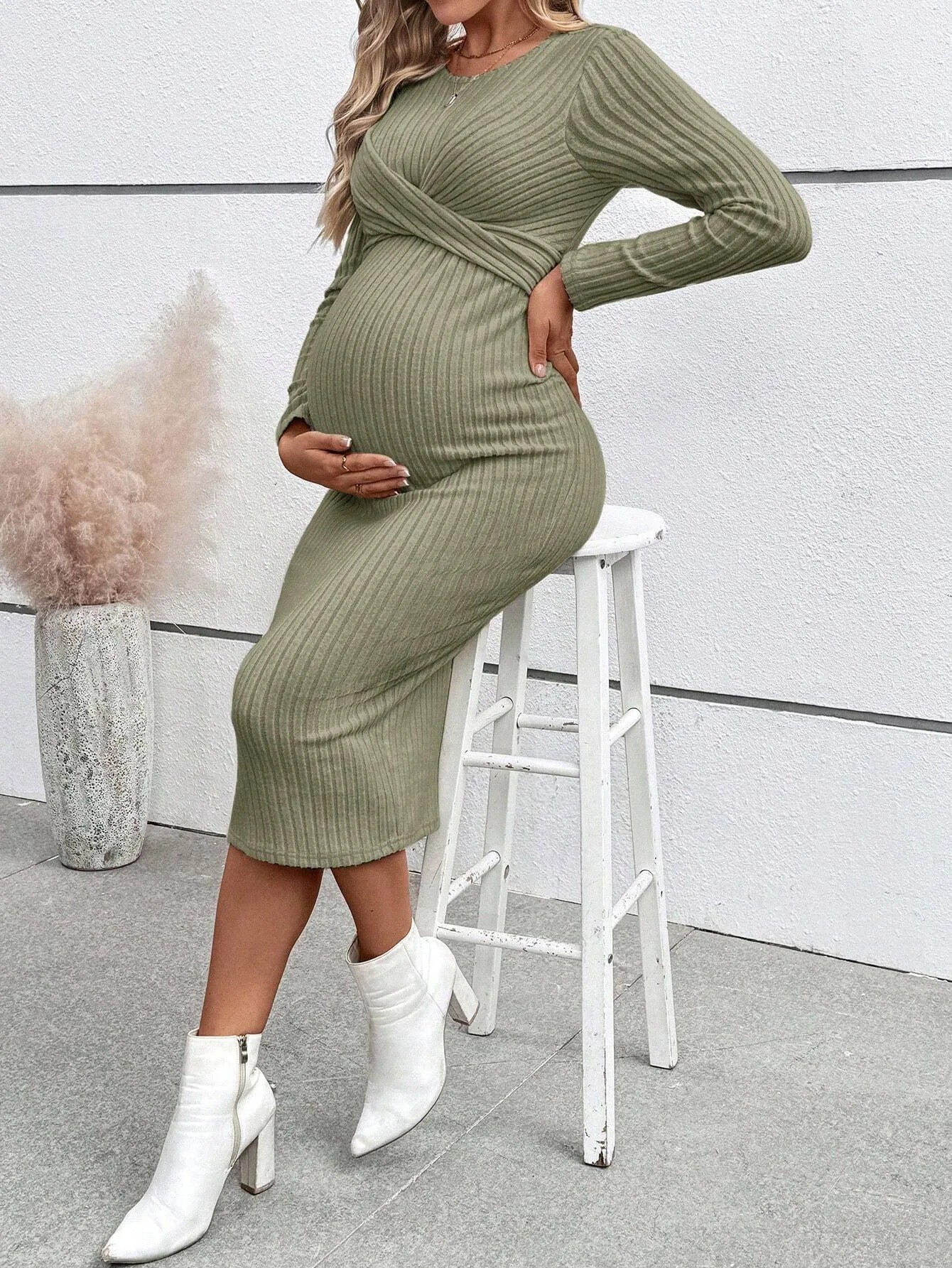 Ribbed Maternity Dress with Tie Details