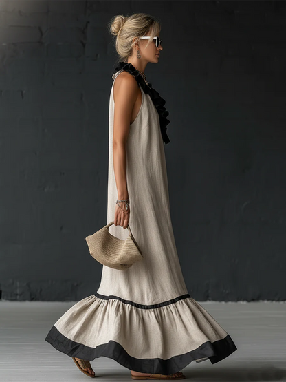 Elegant and romantic maxi dress with ruffles and colour-block panels
